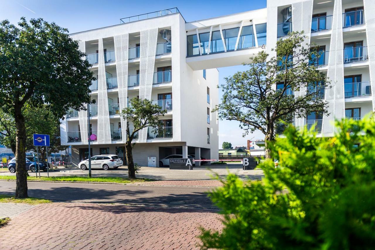 Apart111 Apartament Rodzinny 3 Pokoje - 2 Sypialnie- Sauna, Silownia Kolobrzeg Exterior photo